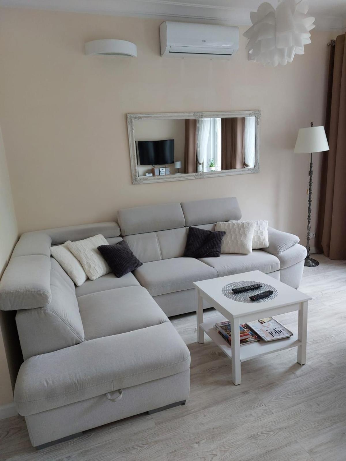 Come&Stay Zielona Gora Екстериор снимка